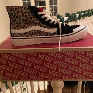 Vans Leopard sneakers